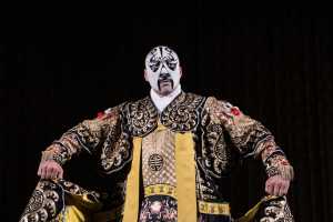 Peking-Opera-Costume-