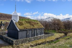 Hvalvik church