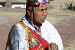 Voladores de Papantla ceremony at Teotihuacan Mexico 2/2