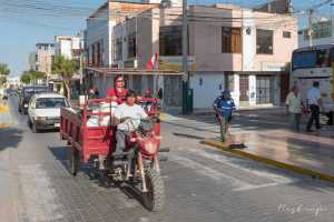 Simple transportation of goods in Nazca Peru